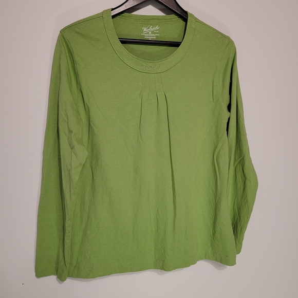 Woolrich Green Long Sleeve Tee with Front Pleat/Details - Picture 1 of 7